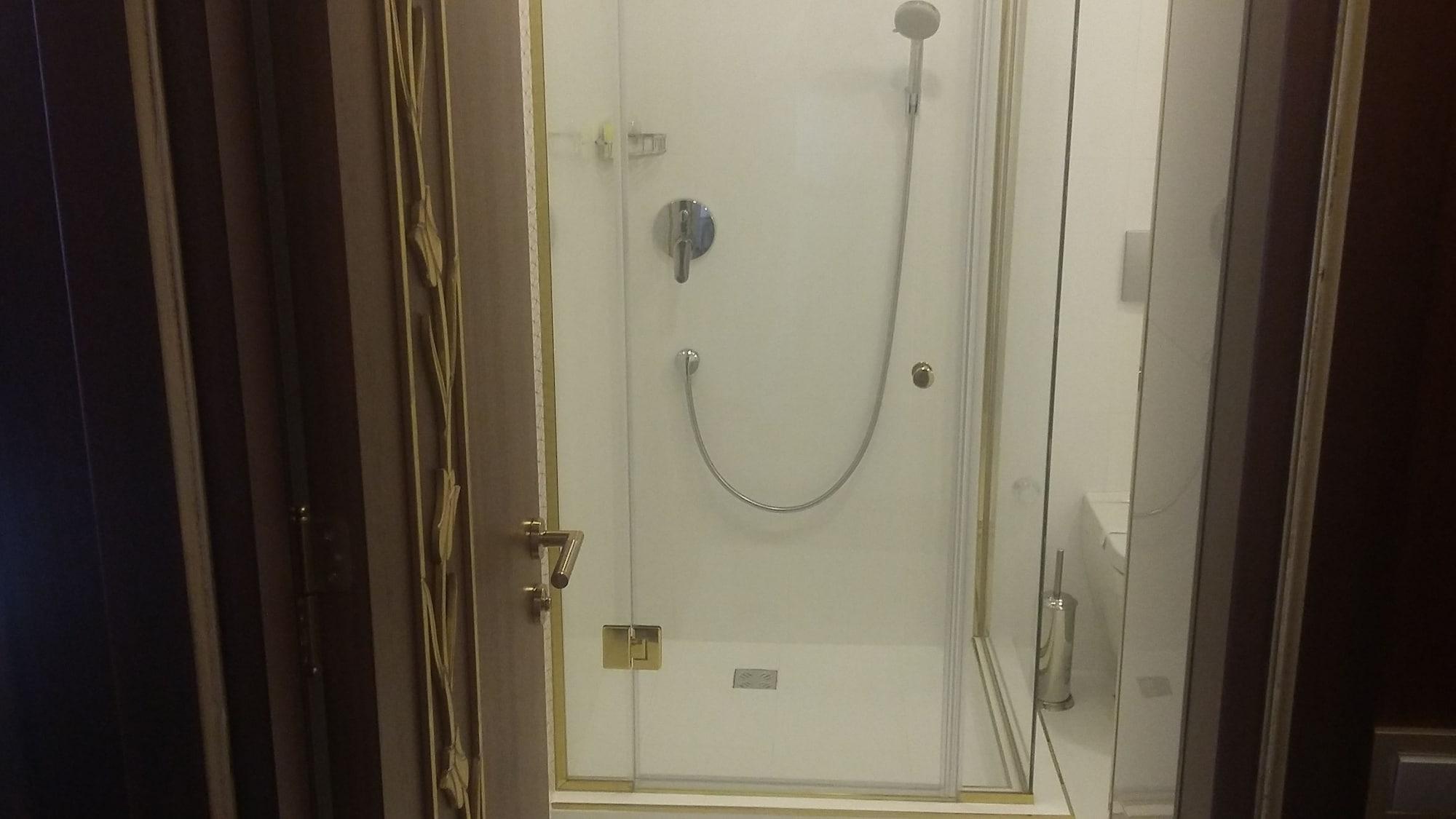 MB Deluxe Hotel Istanbul Exterior foto